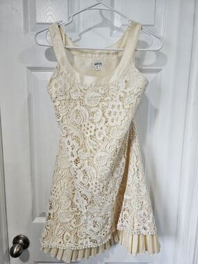 Miroa Cream Lace Mini Dress